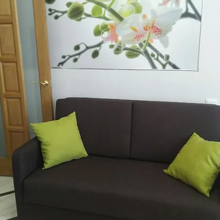 On Stepana Bandery 35 Апартаменты